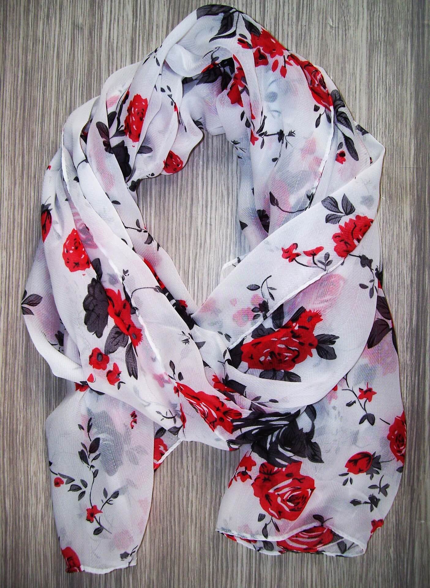 a-neckerchief-1315912_1920